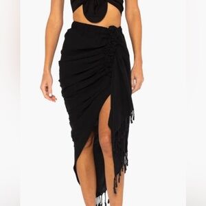 Just Be Queen Tulum  Black Ruched Skirt